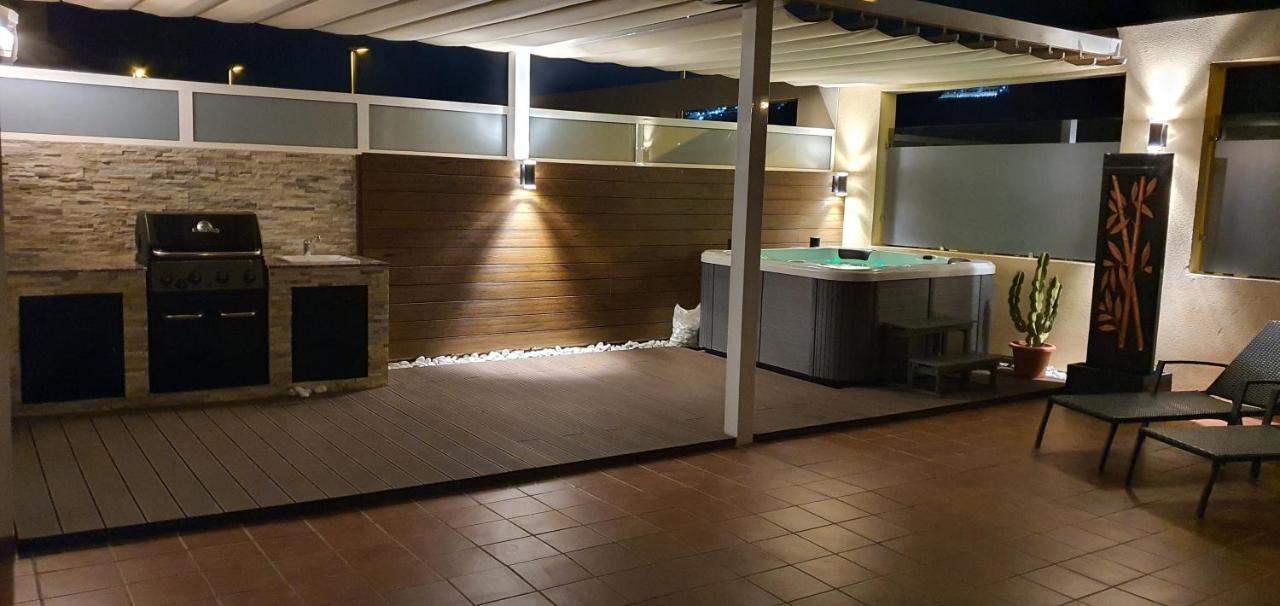 Villa Beautiful Duplex With Jacuzzi à Porto Rico Extérieur photo