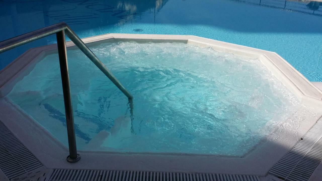 Villa Beautiful Duplex With Jacuzzi à Porto Rico Extérieur photo